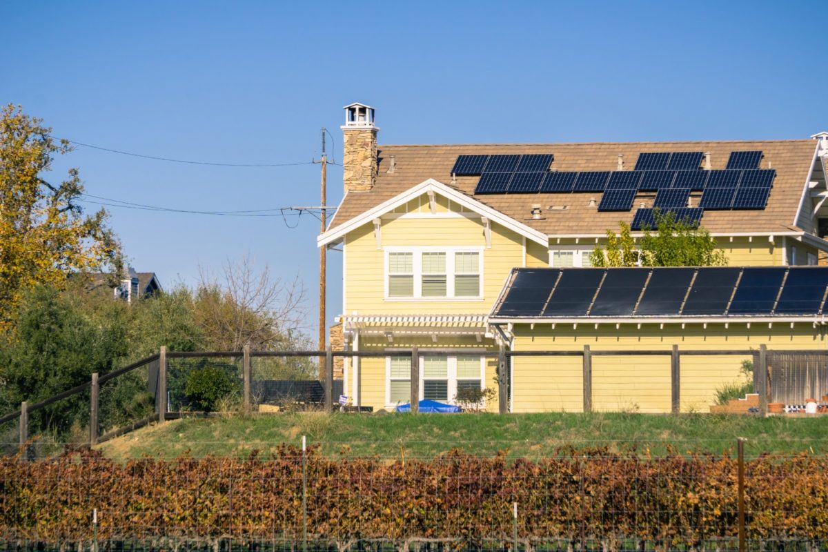 Considerations Every Homeowner Should Think About Before Installing Grid-Tied Rooftop Solarfeatured image